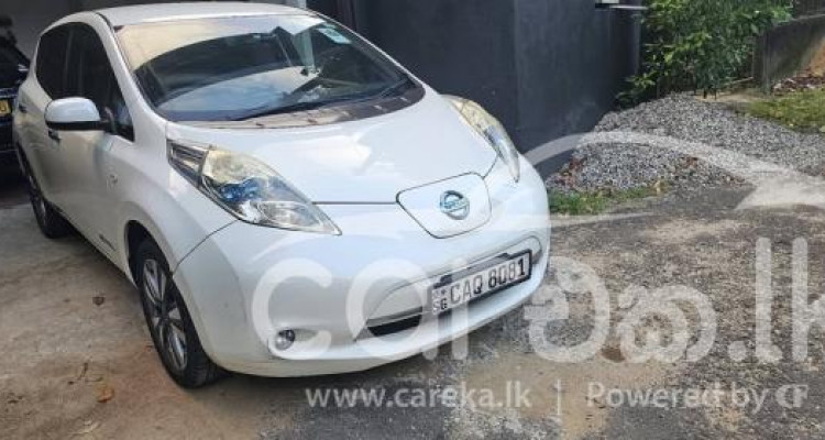 NISSAN LEAF 2012