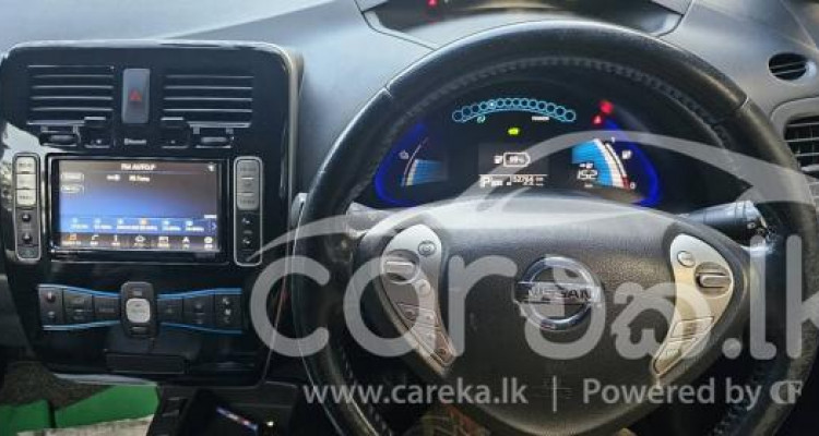 NISSAN LEAF 2012