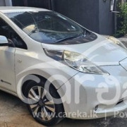 NISSAN LEAF 2012