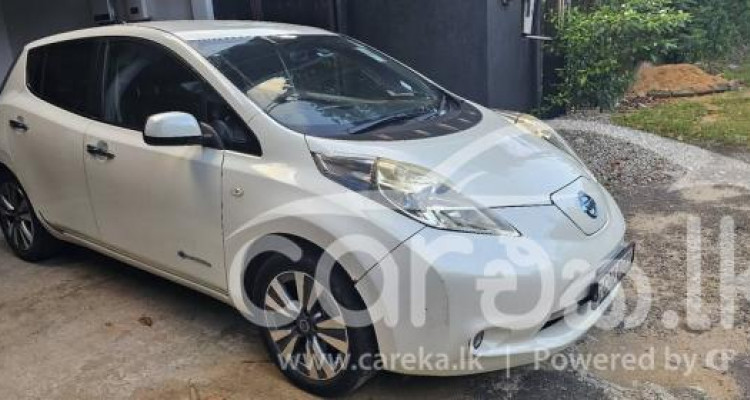 NISSAN LEAF 2012