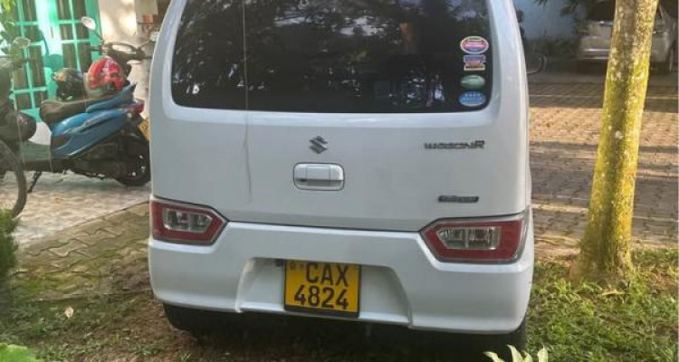SUZUKI WAGON R FZ 2017