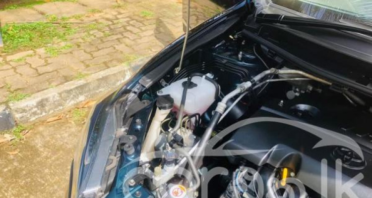 TOYOTA PREMIO 2019