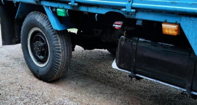 ISUZU ELF 1979