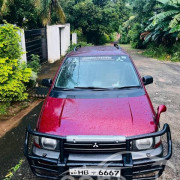 MITSUBISHI RVR 2000