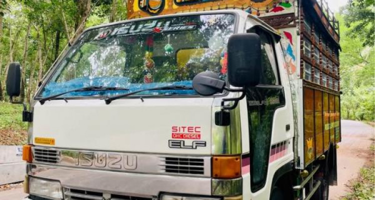 ISUZU ELF 1988