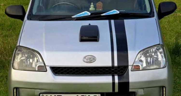 DAIHATSU CHARADE 2006