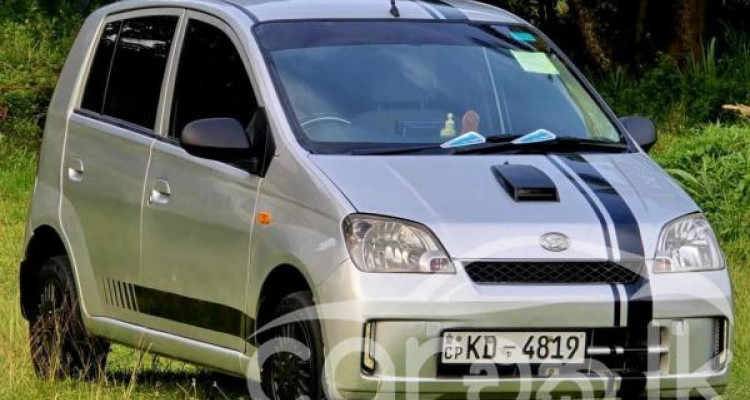 DAIHATSU CHARADE 2006