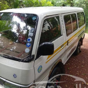NISSAN CARAVAN 1996