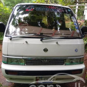 NISSAN CARAVAN 1996