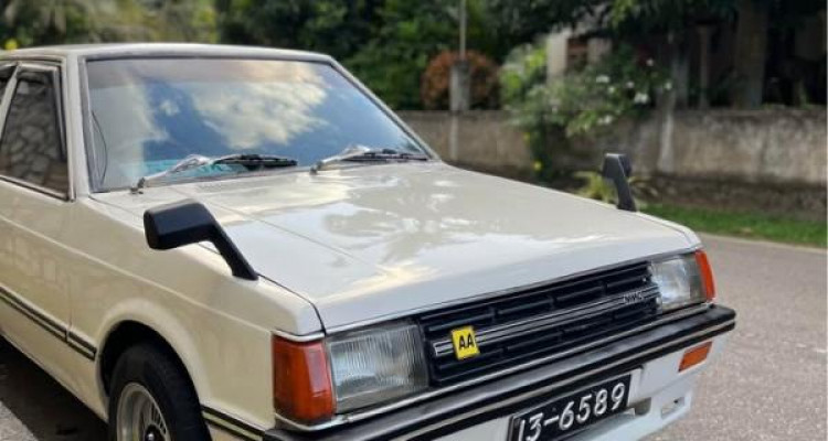 MITSUBISHI LANCER BOX 1983
