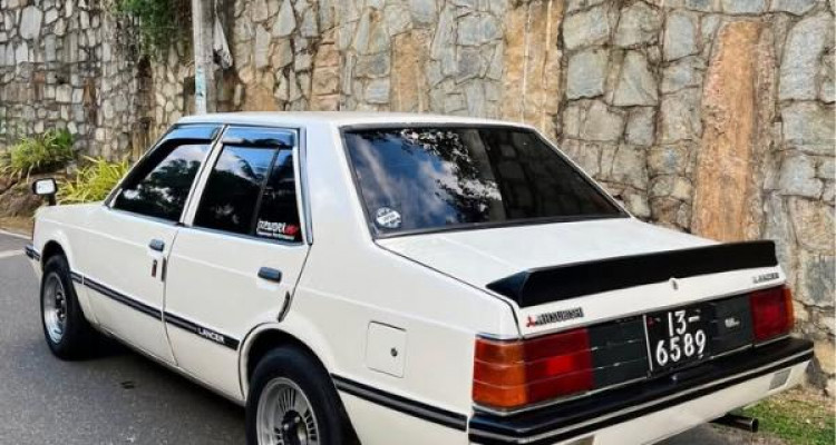 MITSUBISHI LANCER BOX 1983