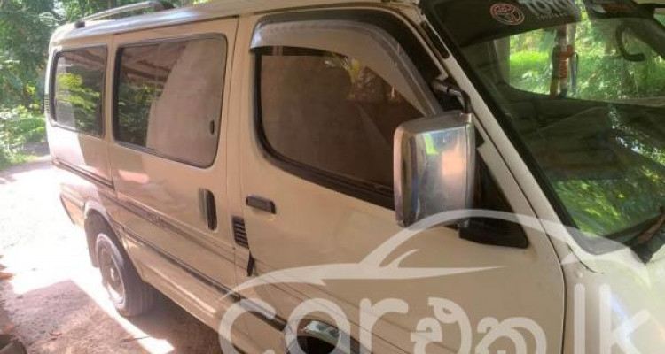 TOYOTA HIACE 1989