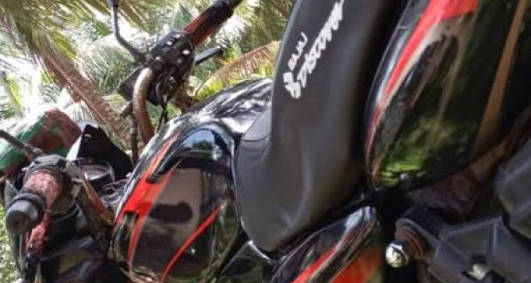 BAJAJ DISCOVER 2009