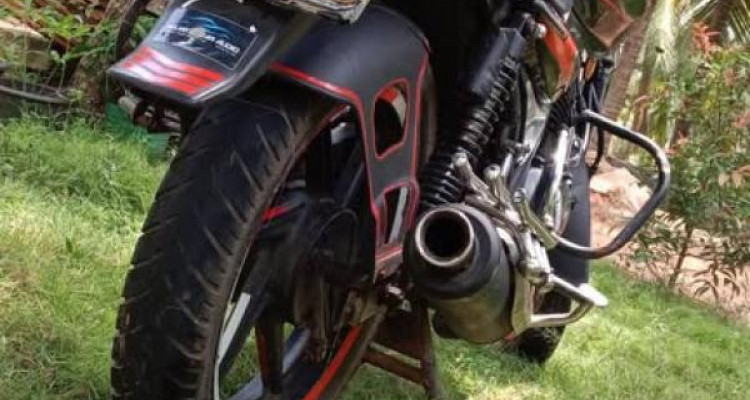 BAJAJ DISCOVER 2009