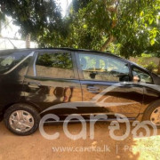 HONDA FIT SHUTTLE 2012