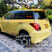 TOYOTA IST 2004