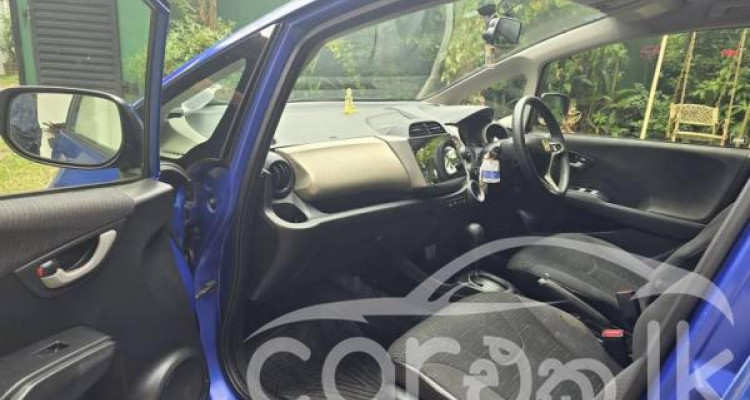 HONDA FIT GP1 2012