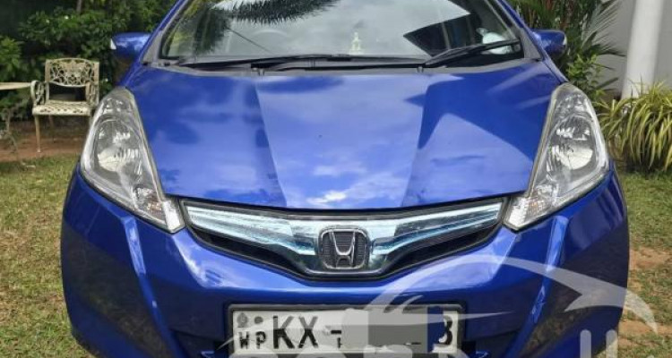 HONDA FIT GP1 2012