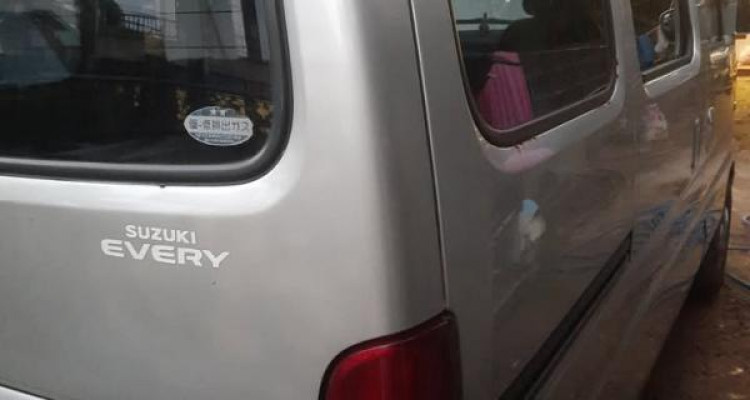 SUZUKI EVERY 2002