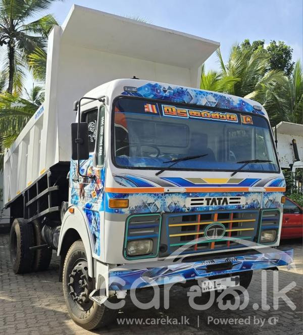 TATA 1615 2011