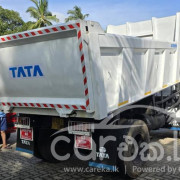 TATA 1615 2011