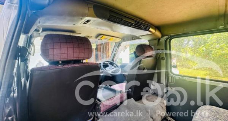 NISSAN VANETTE 1997