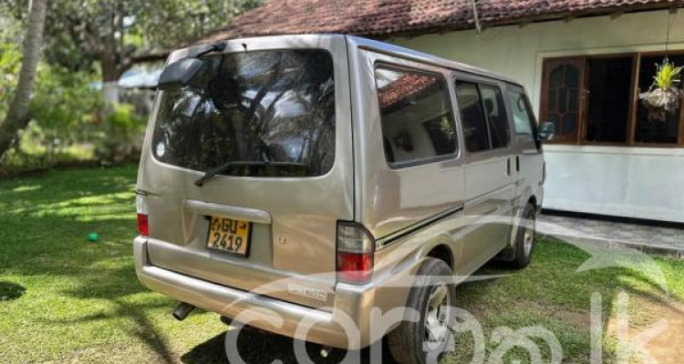 NISSAN VANETTE 1997