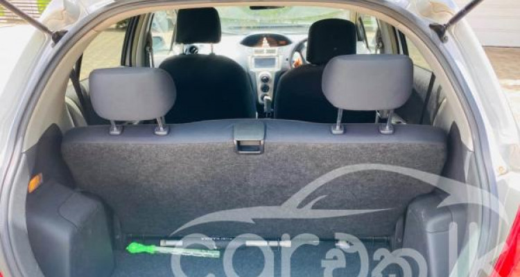 TOYOTA VITZ 2007