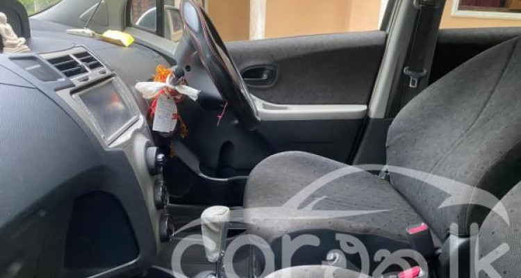 TOYOTA VITZ 2007