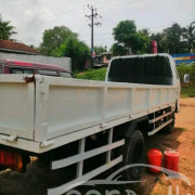ISUZU 250 1981