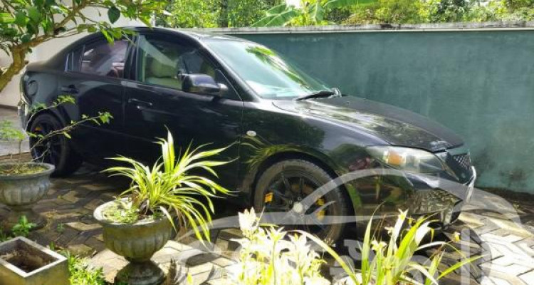 MAZDA 3 2007