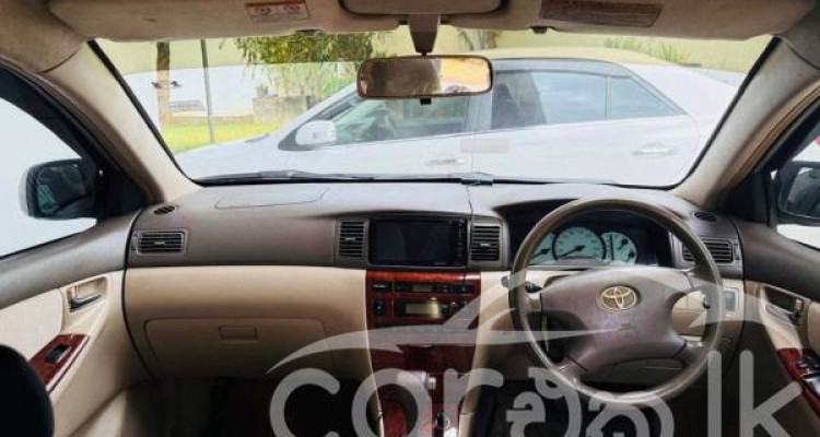 TOYOTA COROLLA 121 2002