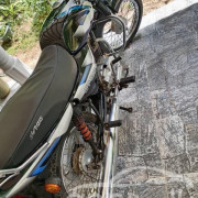 BAJAJ CT100 2013