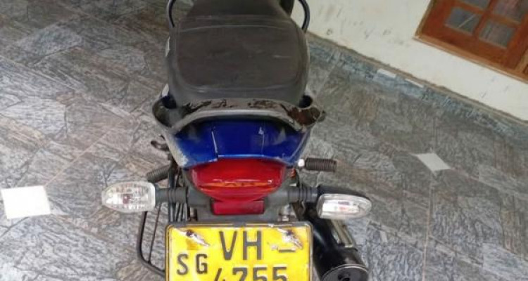 BAJAJ PLATINA 2010