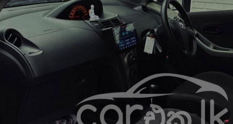 TOYOTA VITZ 2007