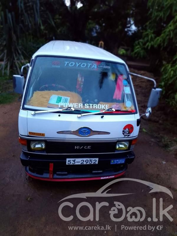 TOYOTA HIACE 1988
