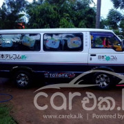TOYOTA HIACE 1988