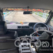 NISSAN VANETTE 1989