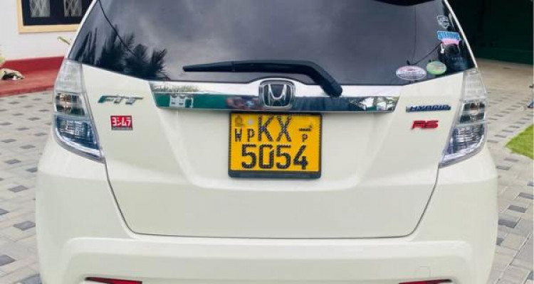 HONDA FIT GP1 2012