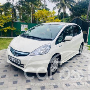HONDA FIT GP1 2012