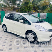HONDA FIT GP1 2012