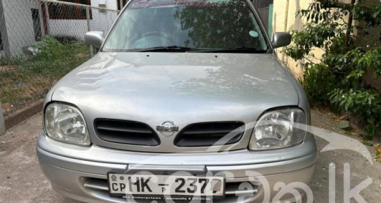 NISSAN MARCH 2000