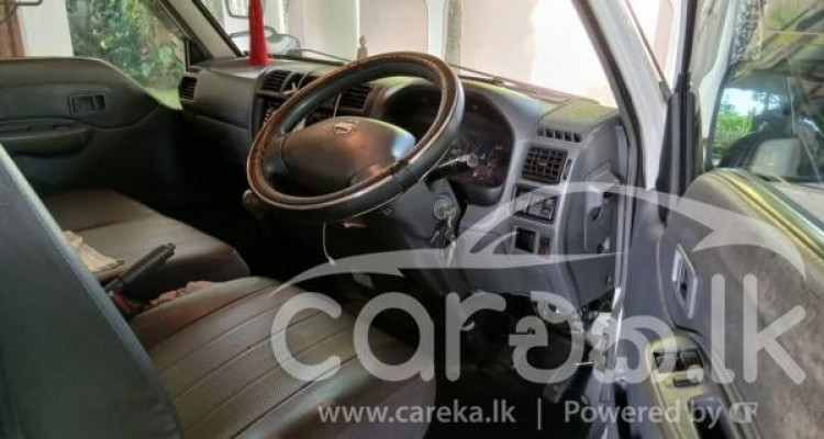 NISSAN VANETTE 2006
