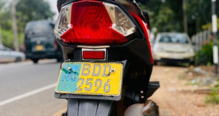 HONDA DIO 2015
