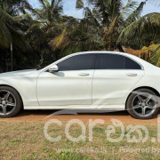 MERCEDES BENZ C200 2015