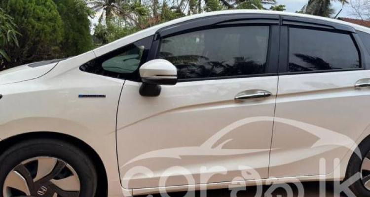 HONDA FIT GP5 2014