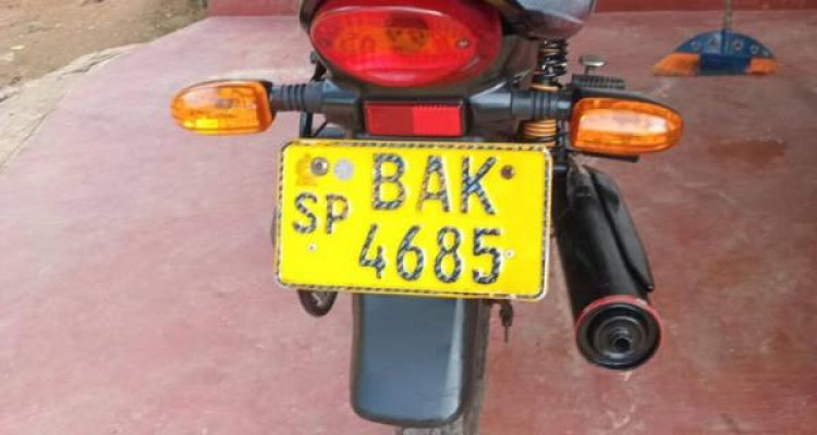 BAJAJ PLATINA 2013