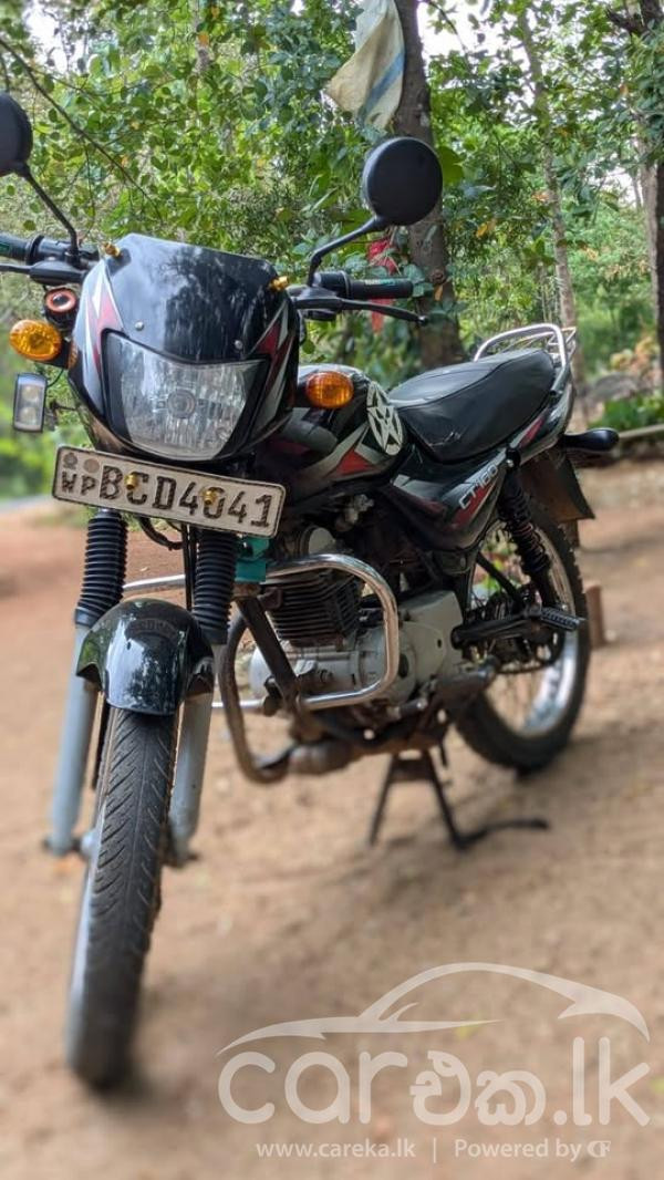 BAJAJ CT100 2015