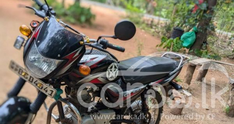 BAJAJ CT100 2015