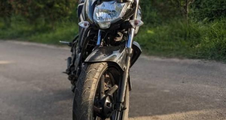 YAMAHA FZ 2013